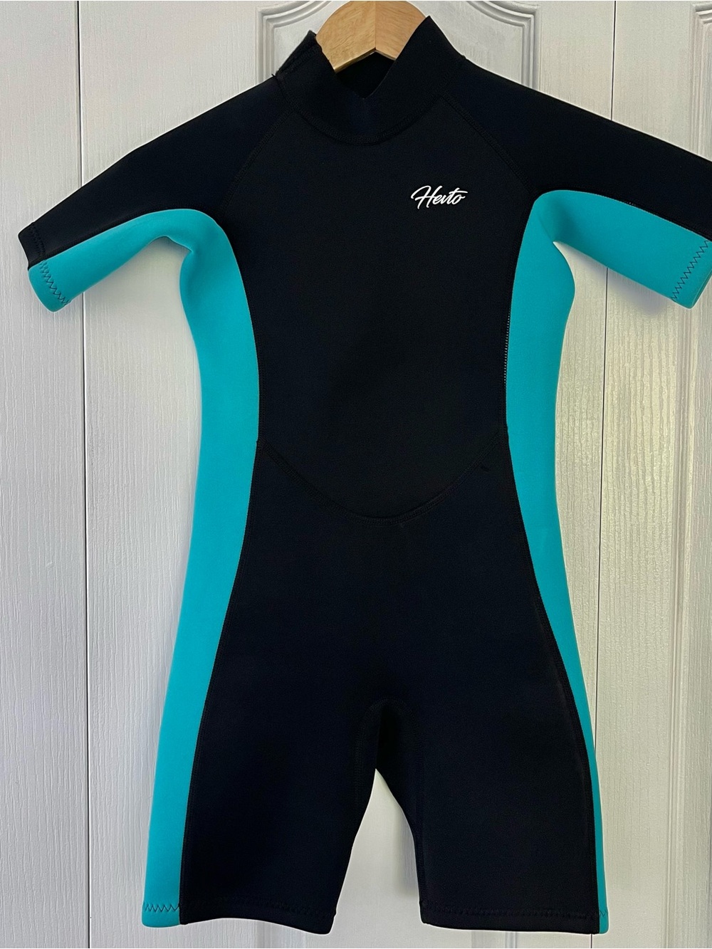 Hevto Kids Wetsuit Shorty Youth Size 10 Black Blue Back Zip Neoprene